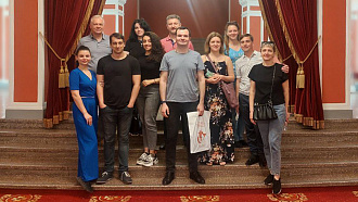 Артисты Донецкой филармонии побывали на экскурсии в НОВАТе